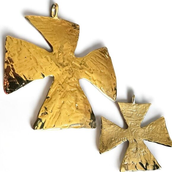 Neiman Marcus Hammered Gold-Tone Artisan Cross Pendant - Picture 9 of 17